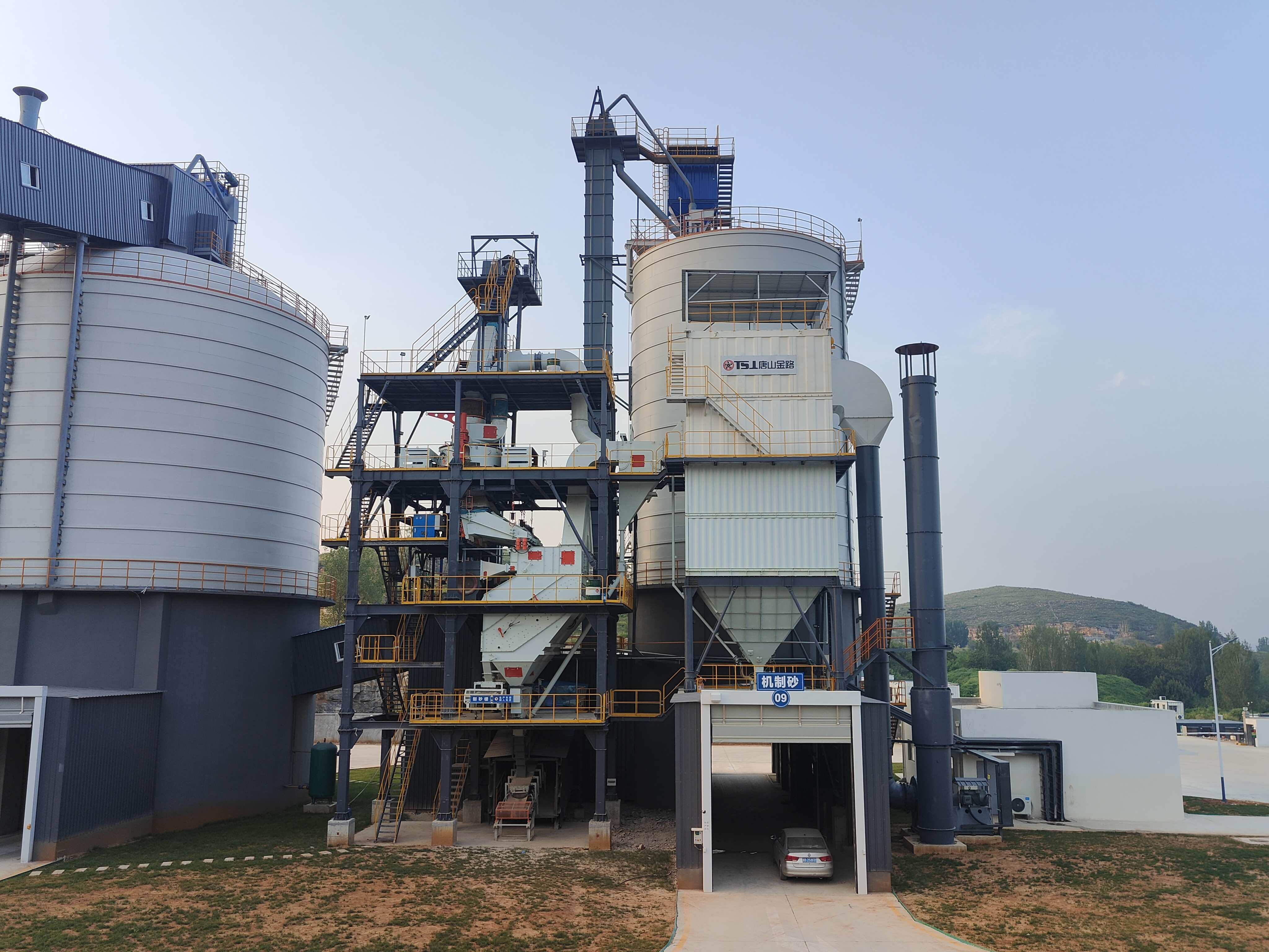 告別冬季停產(chǎn)！制砂樓干法制砂，寒冬里照樣穩(wěn)產(chǎn)增效